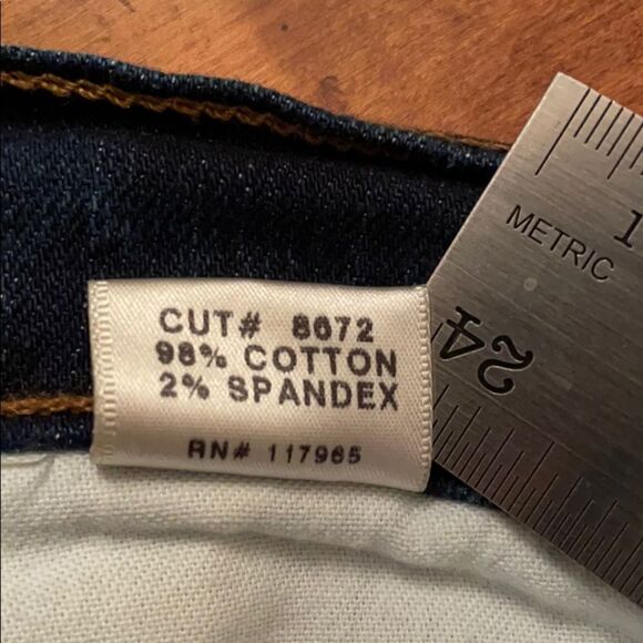 J BRAND ARUBA JEANS - Size 31 - Picture 5 of 6